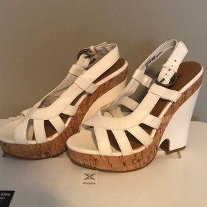 Baker white wedges